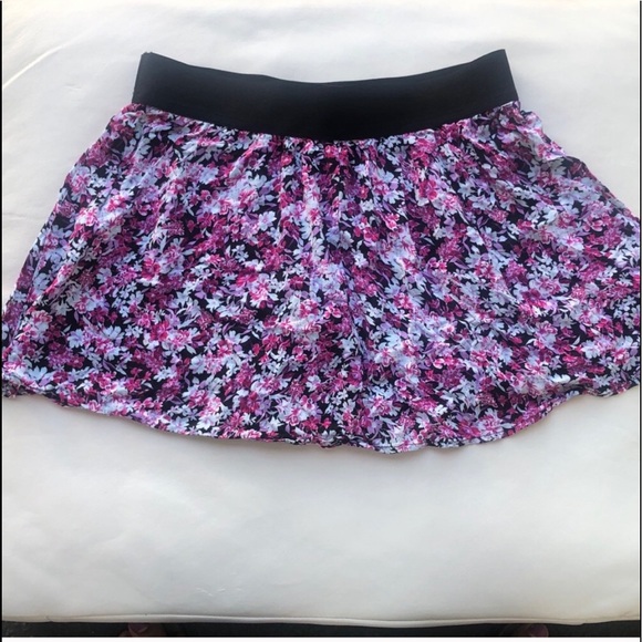 Floral Mini Skirt Pink/Blue/Purple | Large - Picture 5 of 7